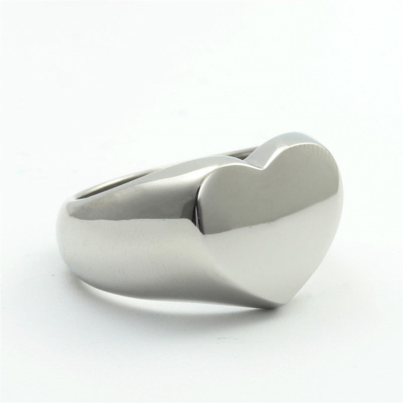 Stylish Titanium Steel Heart Ring - Retro Chic Wedding Accessory for Girls