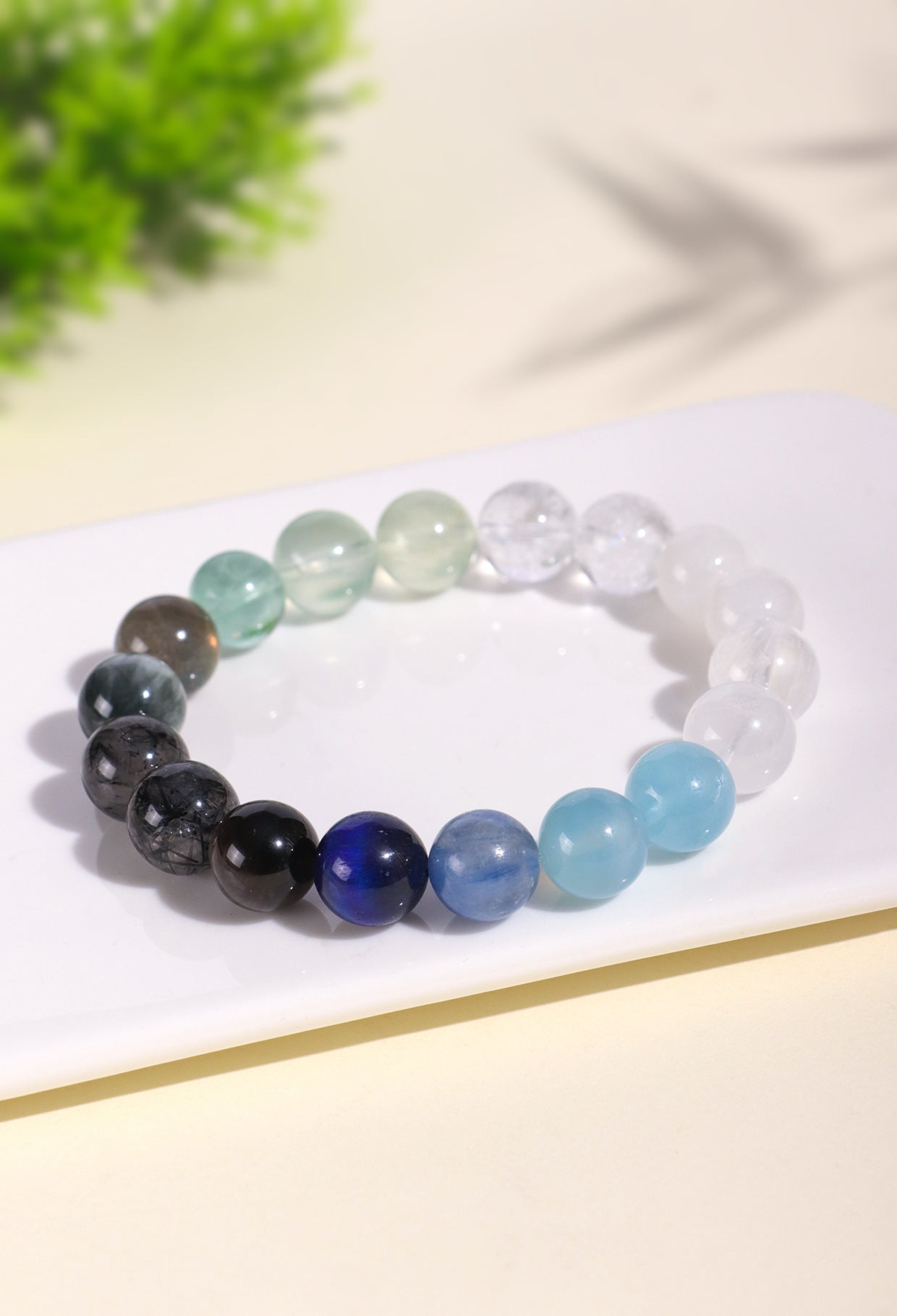 Planderful Fortune's Favor Bracelet – Elegant Blue Moonlight Crystal Design