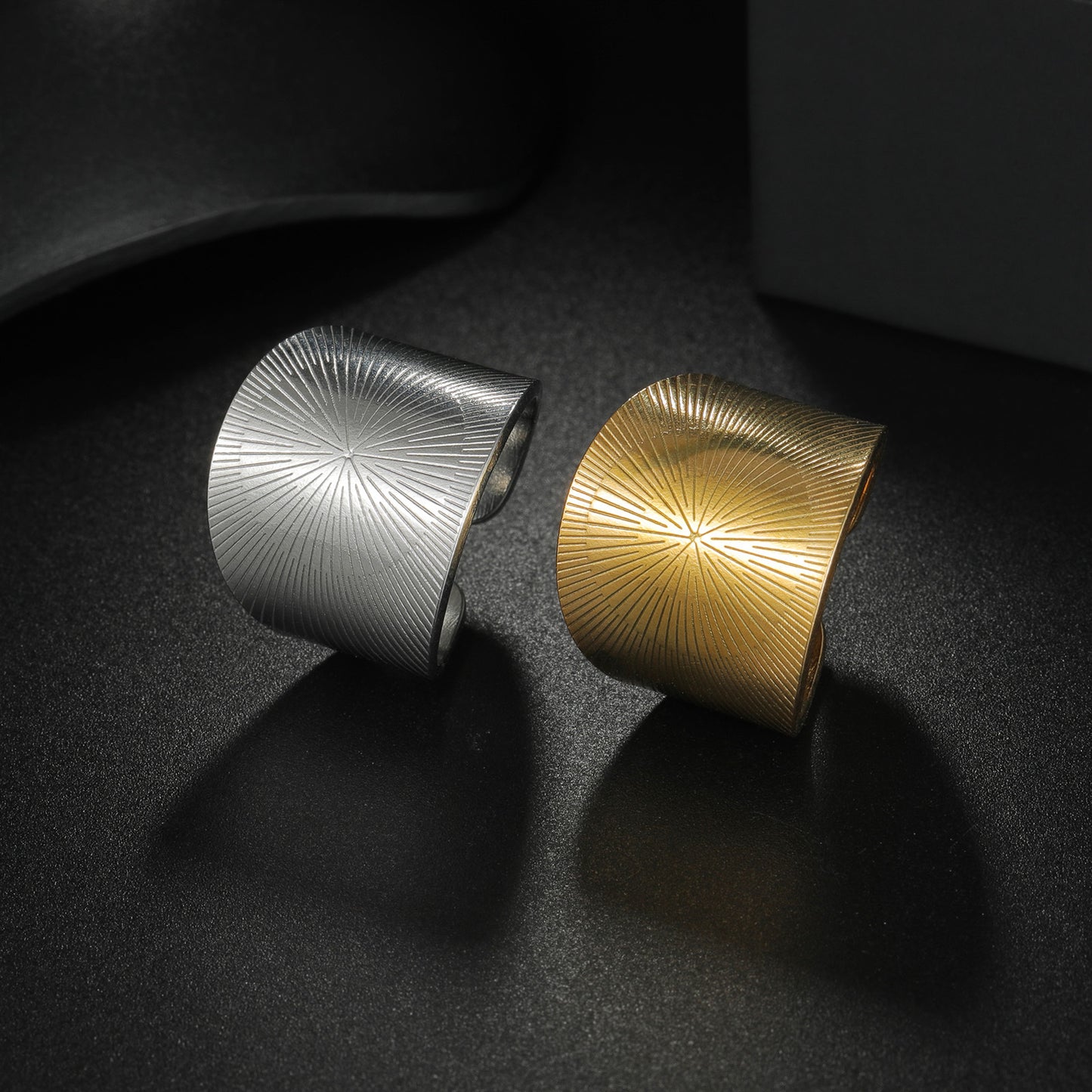 Geometric Ray Stripe Ring Stainless Steel Adjustable Unisex Gift For Couples Planderful Everyday Genie