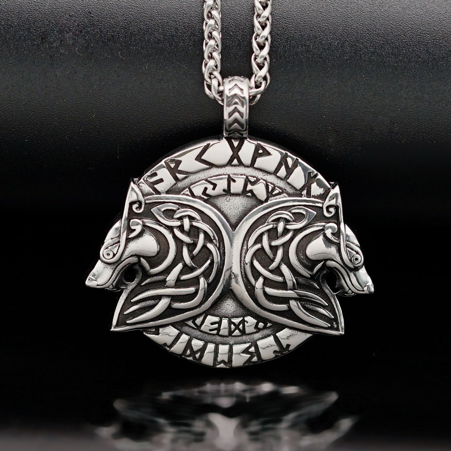 Steel Necklace – Vintage Nordic Celtic Wolf Pendant