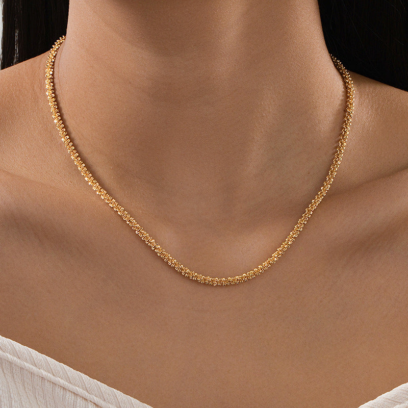 Planderful Vienna Verve Necklace – Minimalist Metal Design for Daily Wear