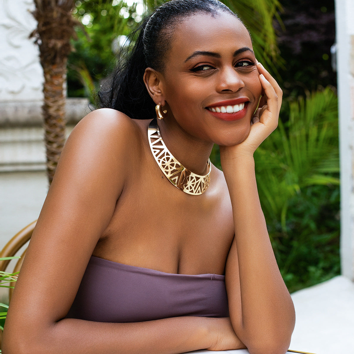 European and American Inspired Ethnic Choker Necklace with Geometric African Collar