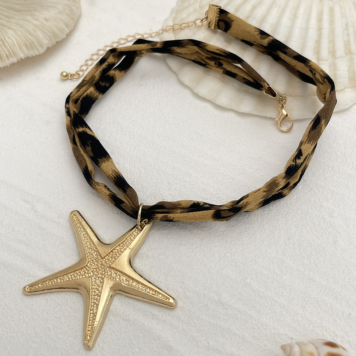 Planderful Vienna Verve Necklace – Unique Starfish Pendant Design