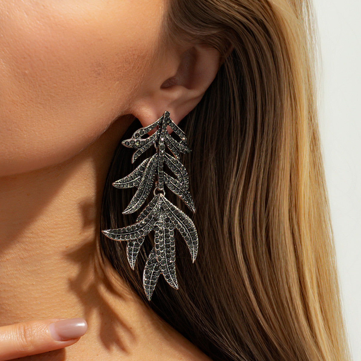 Planderful Leaf Tassel Zircon Earrings Exaggerated Retro Medieval Style Vintage Statement Jewelry For Women