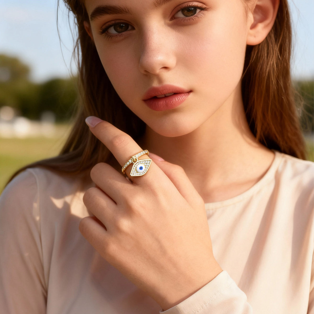 Copper Material Is Hot In Europe & The United States – & The Micro-Inlaid Zircon Ring