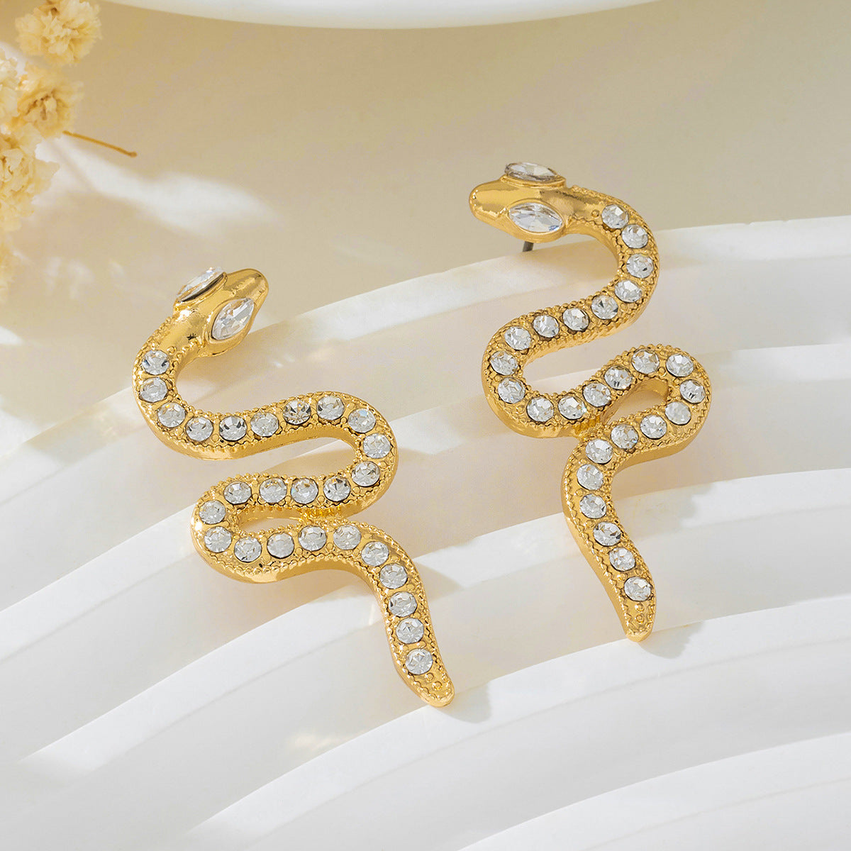 Planderful Vienna Verve Earrings – Chic Fresh Metal Gold Snake Design