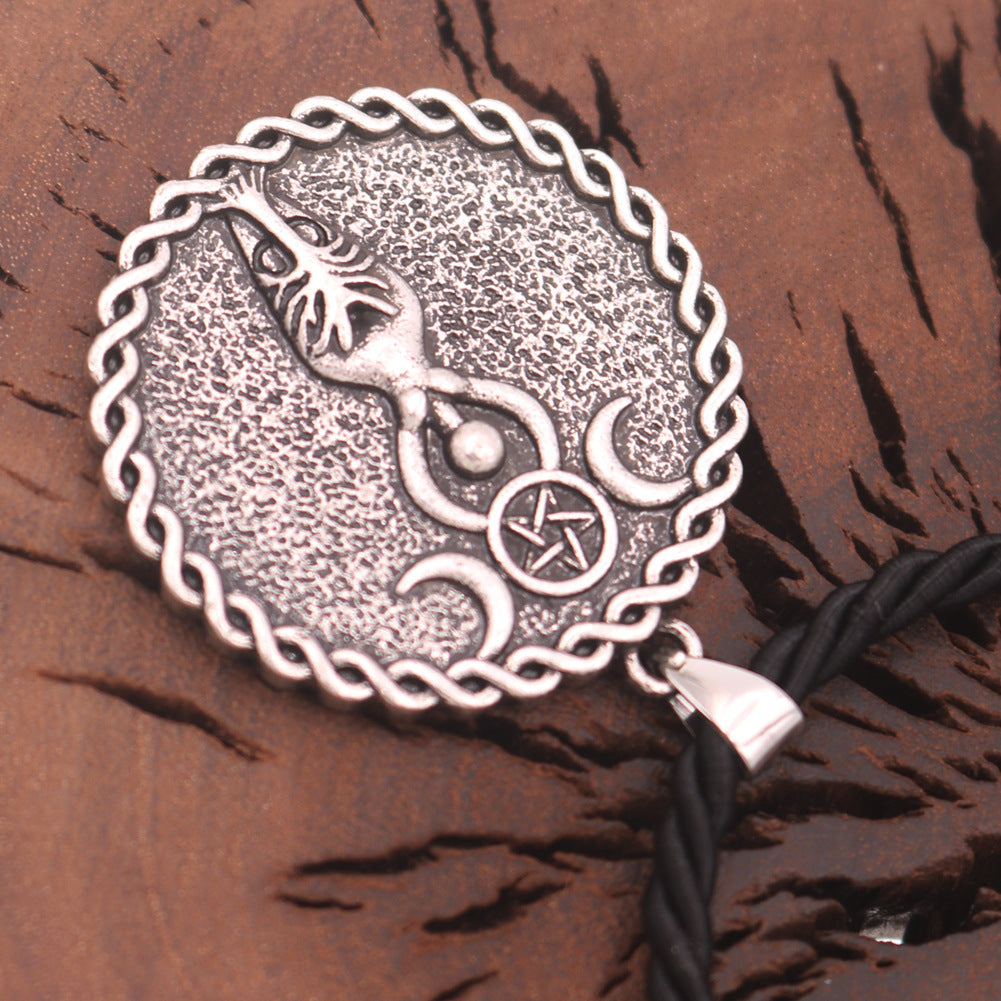 Moonlit Celtic Witchcraft Goddess Necklace with Double Moon Totem - Men's European and American Pendant