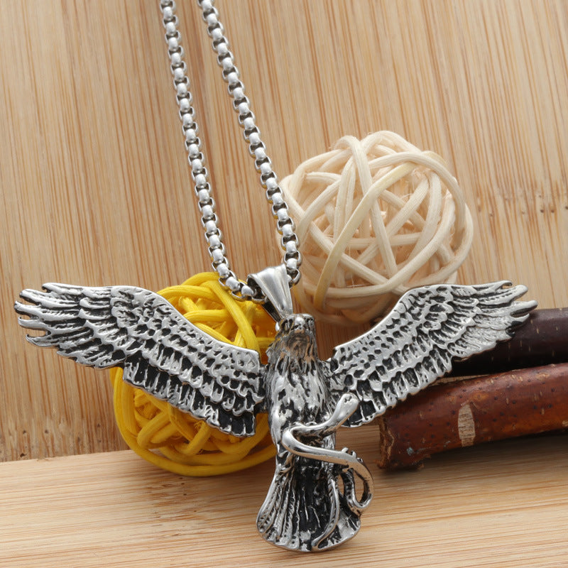 Personalized Retro Punk Titanium Steel Eagle Pendant Necklace for Men - Trendy Snake Catcher Design