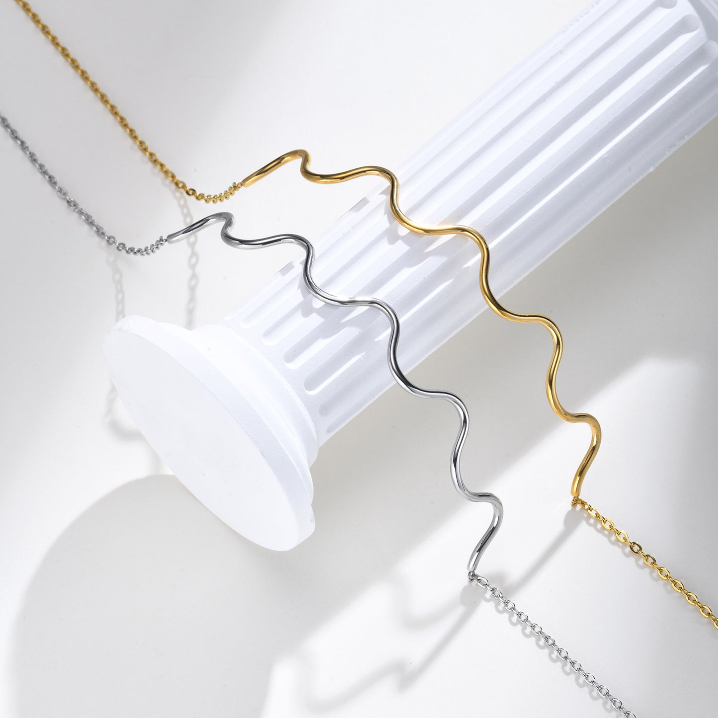 European And American Fashion Personality Necklace Bracelet Set