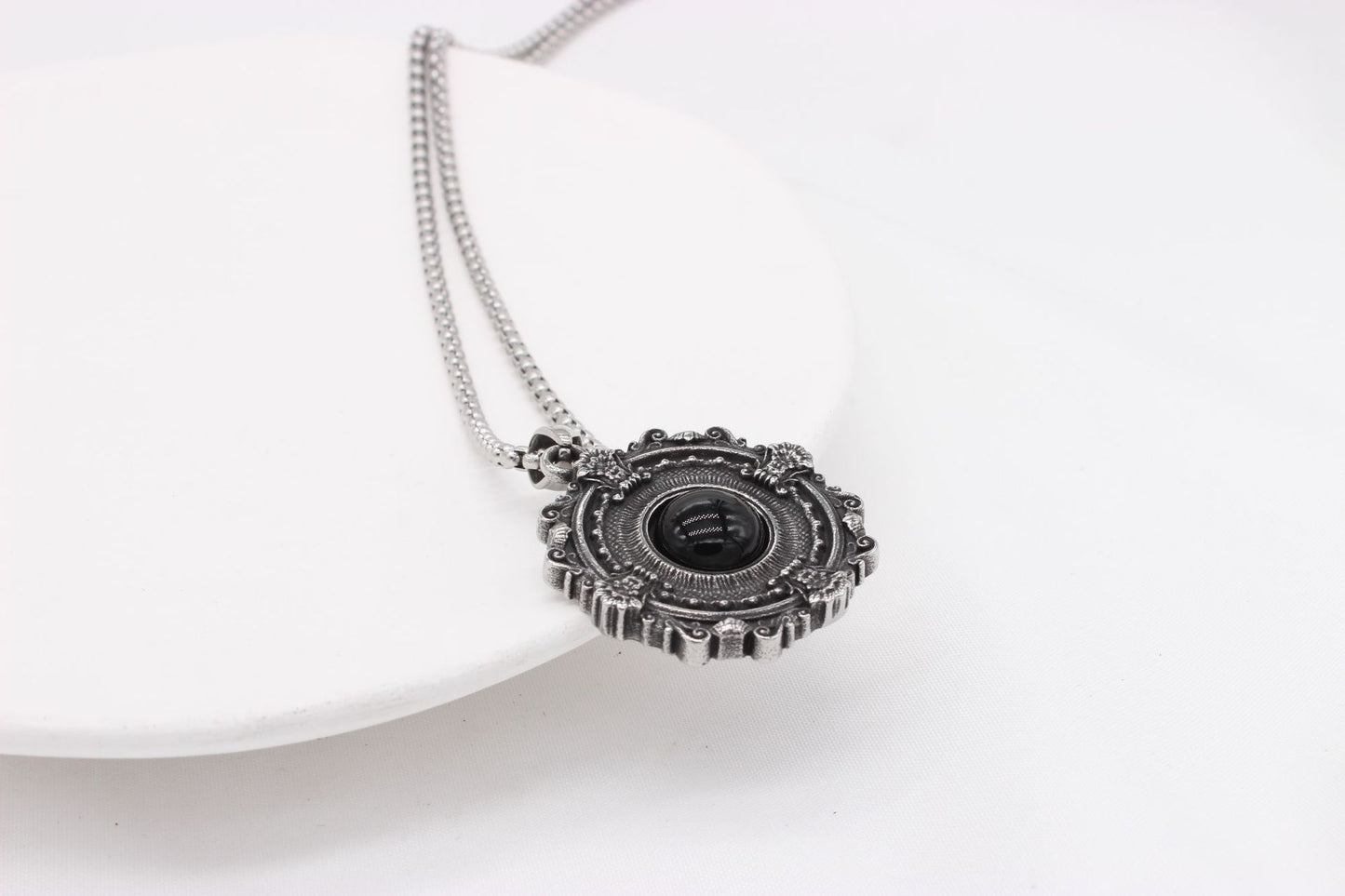 Planderful Gothic Black Stone Titanium Steel Tag Pendant For Men And Women Unisex Protection Statement Jewelry