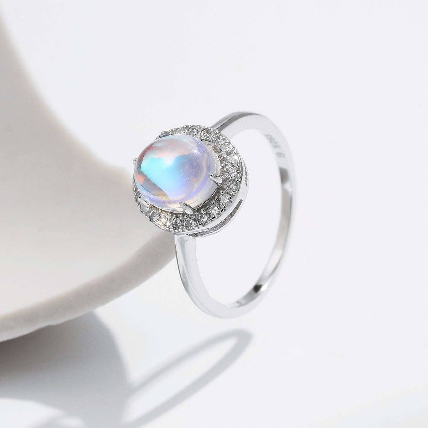 Planderful Everyday Genie Moonstone Ring – Premium Elegant Design