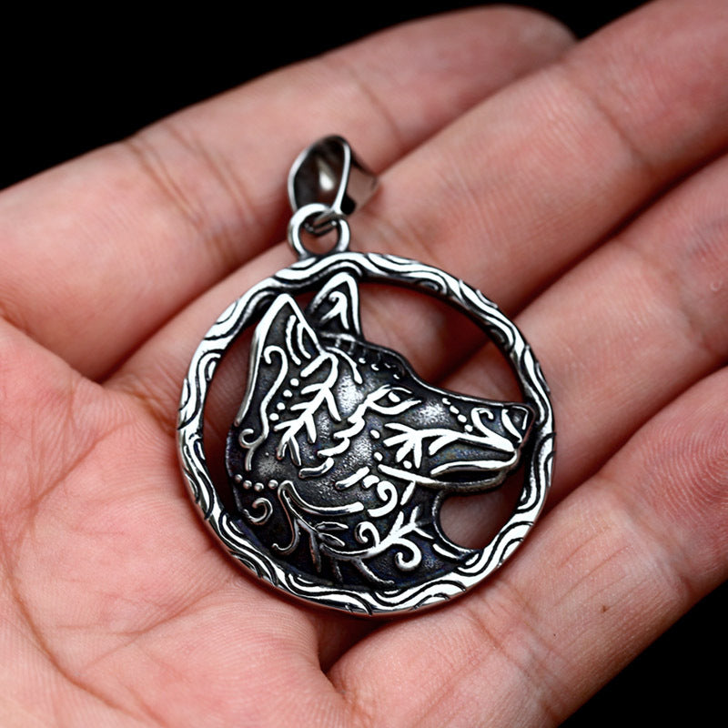 Titanium Steel Retro Men's Wolf Head Pendant Jewelry for Wholesale