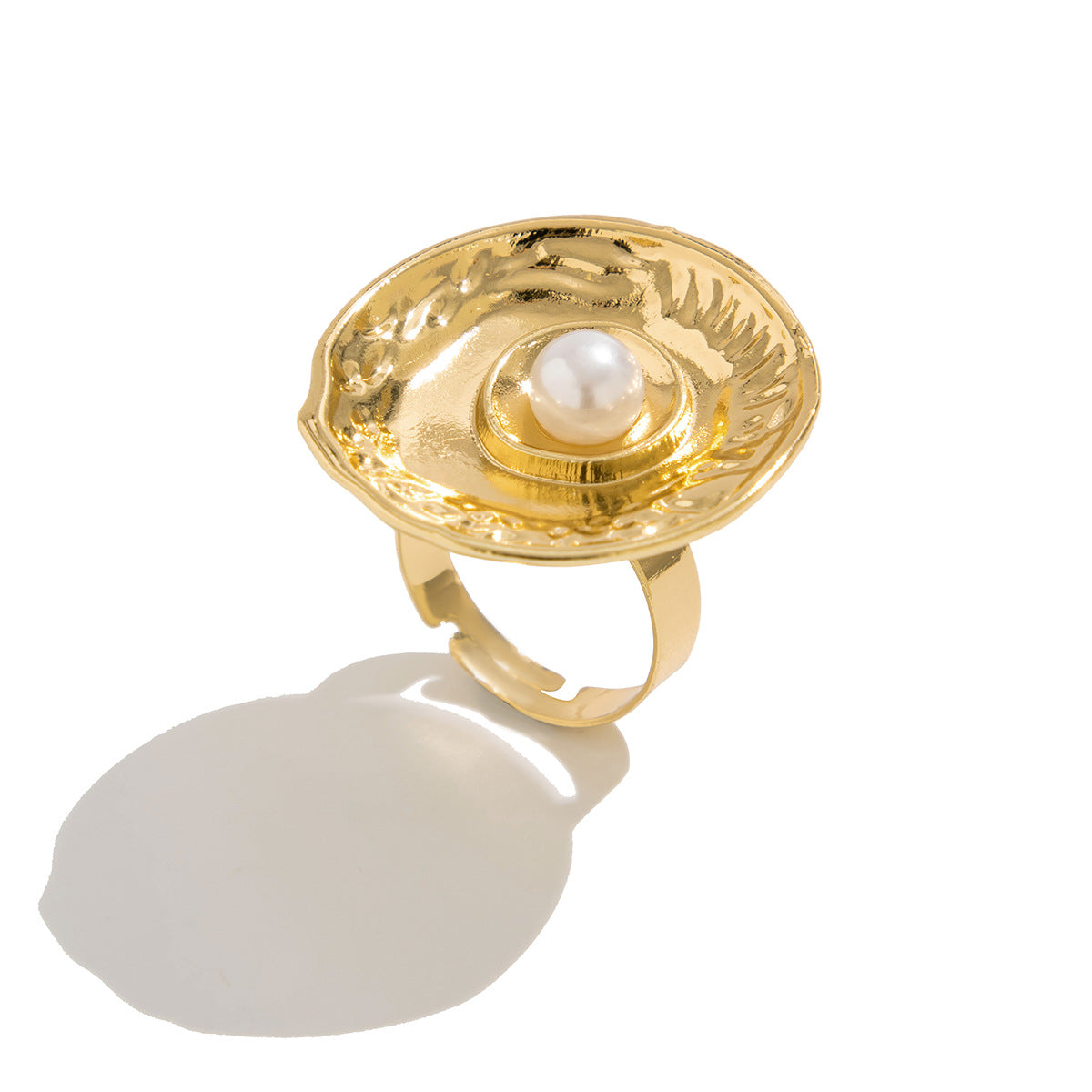 Planderful Vienna Verve Ring – Exaggerated Metal Flower Design with Imitation Pearl