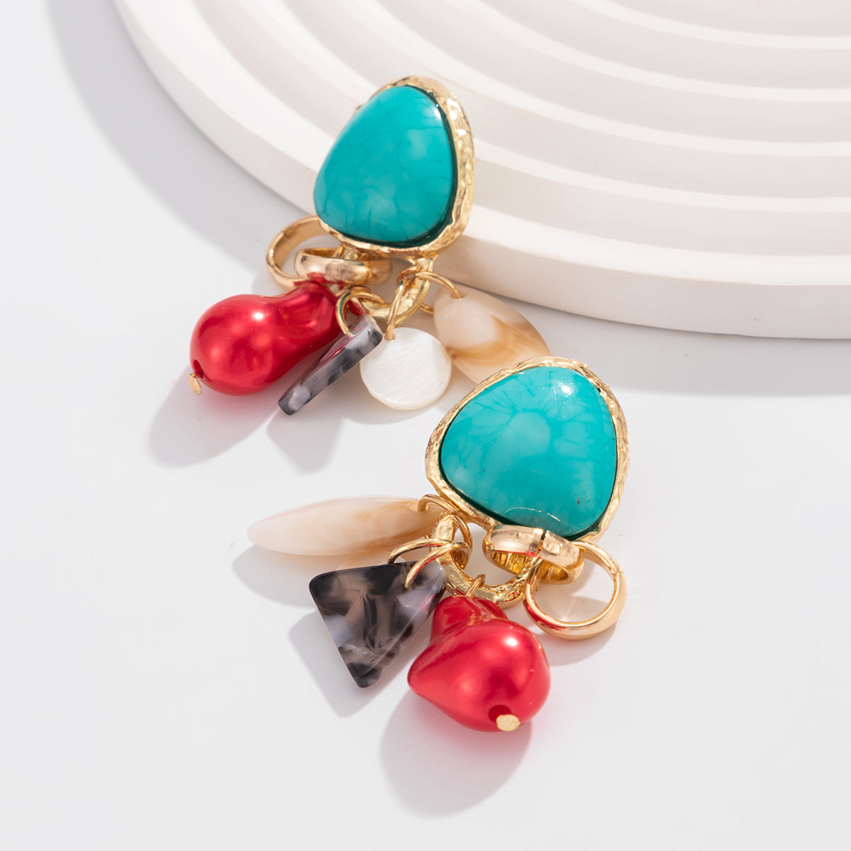 Planderful Vienna Verve Geometric Resin Earrings For Women Personalized Retro Inlaid Pendant Statement Jewelry