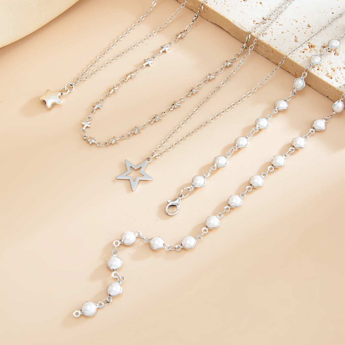 Multi-Layer Tassel Stacked With Y-Shaped Pearl Necklace Hollow Pentagram-Shaped Collarbone