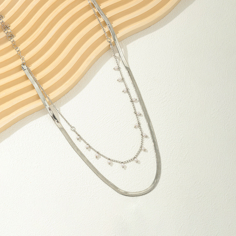 Chic Metal Holiday Collar Necklace for Women - Vienna Verve Collection