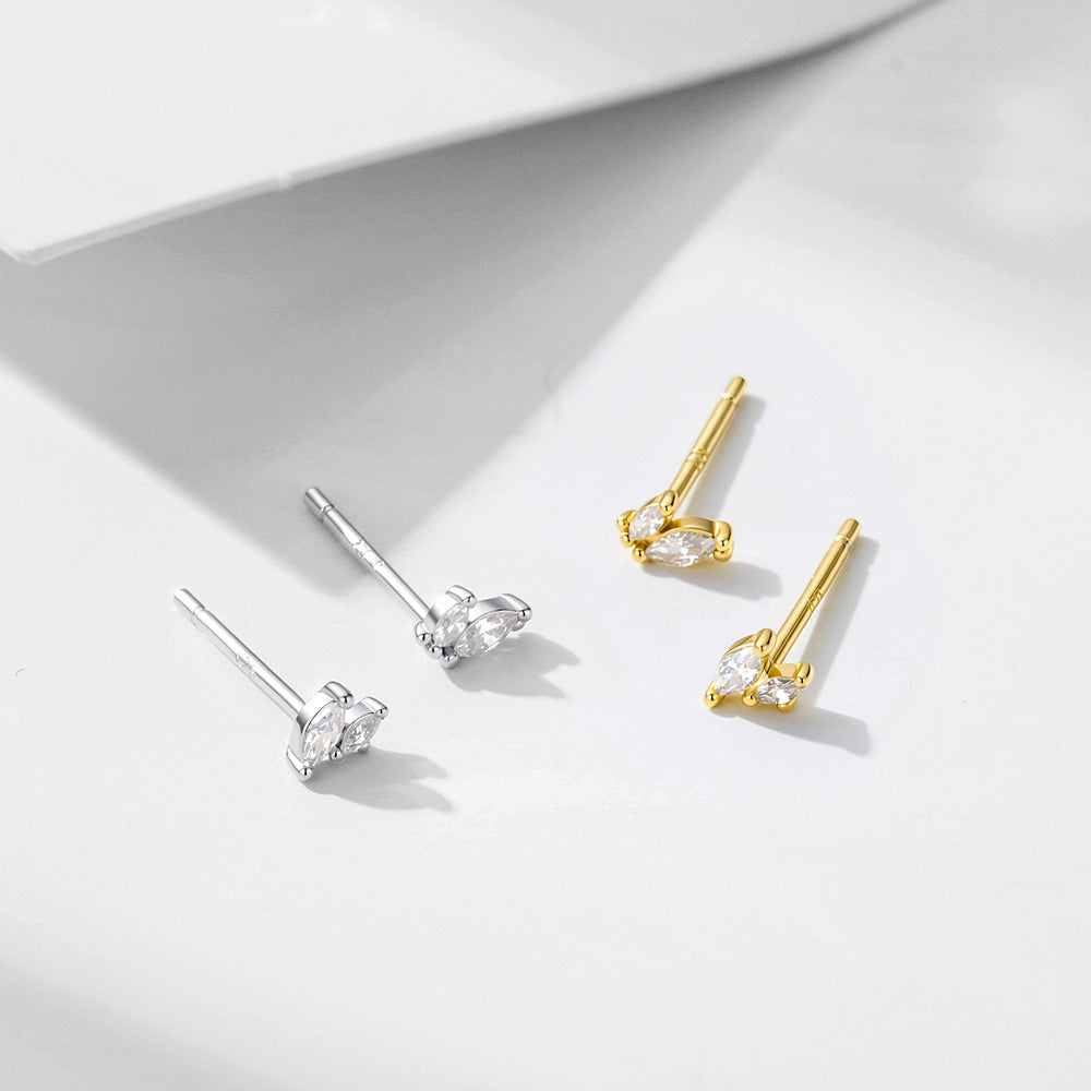 Stylish And Compact Mini Sterling Silver Stud Earrings Exquisite Horse Eye Zircon Earrings,