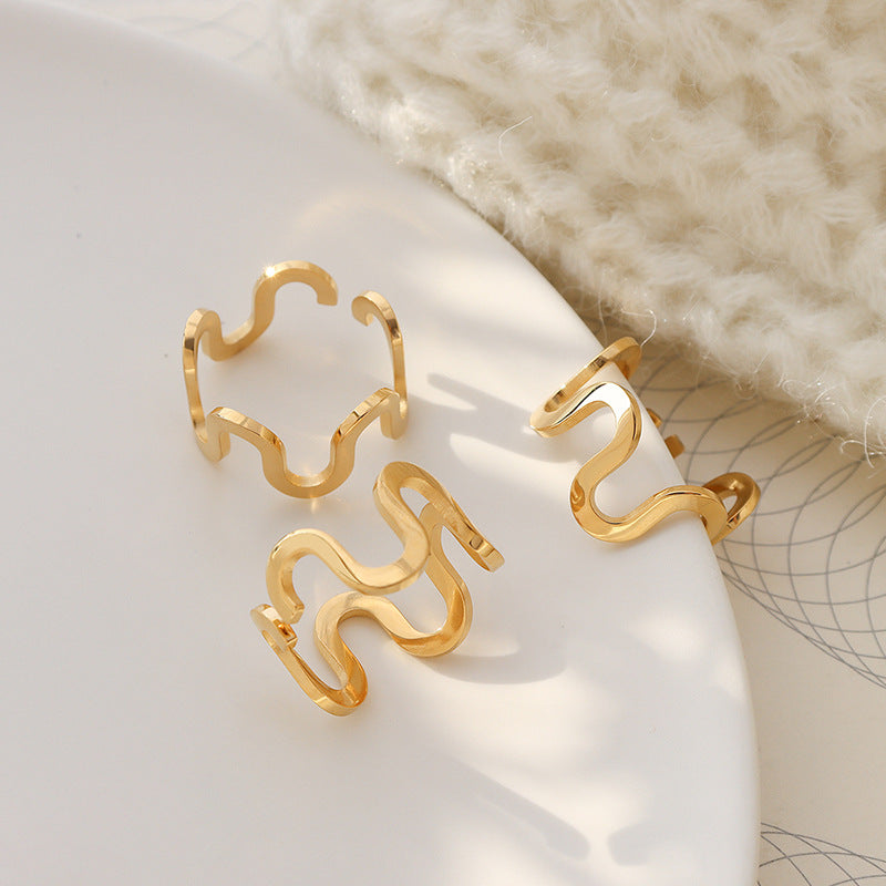 Exaggerated U-Shaped Wave Geometric Ring - Cold Wind Collection