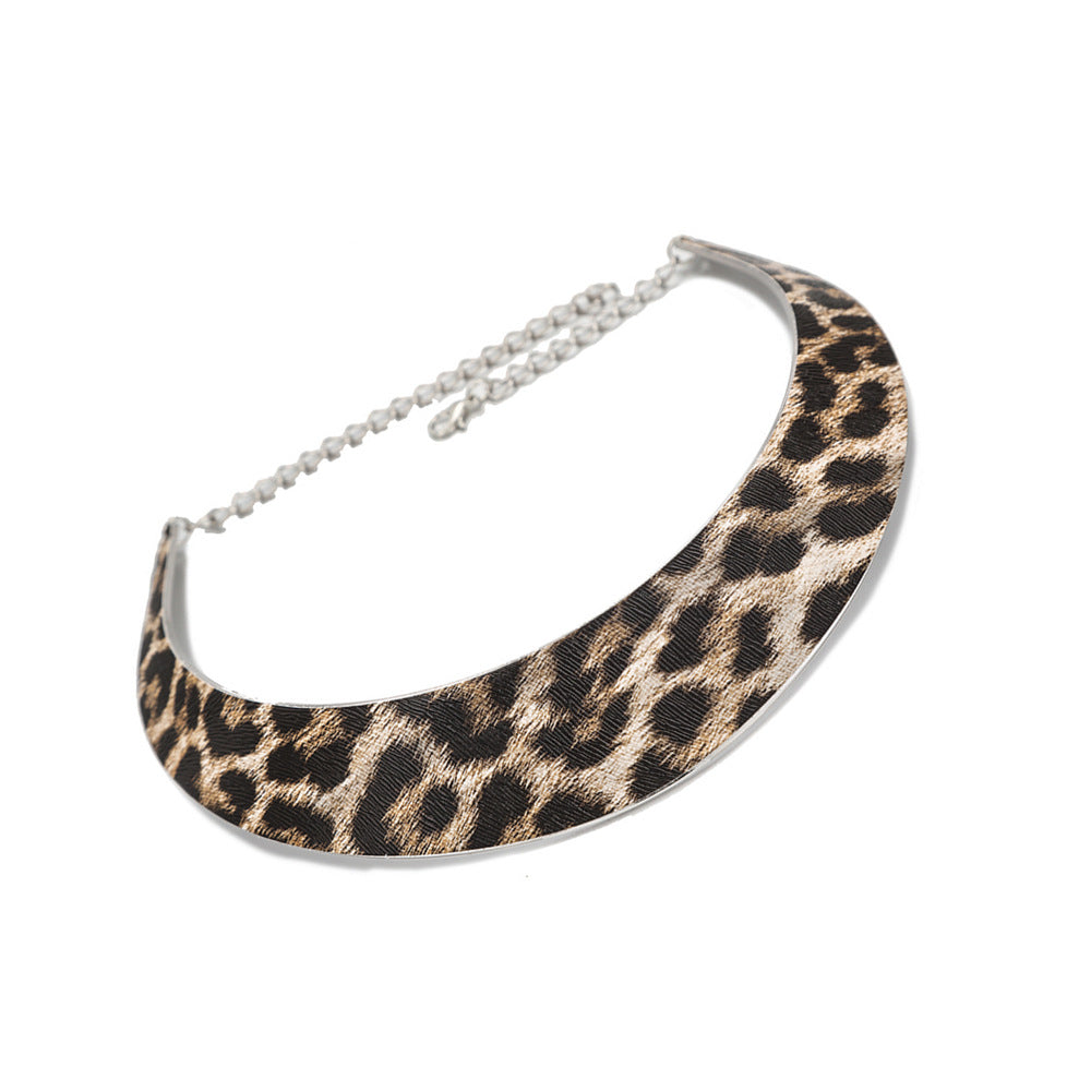 Planderful Savanna Rhythms Necklace – Eye-Catching Leopard Print Design