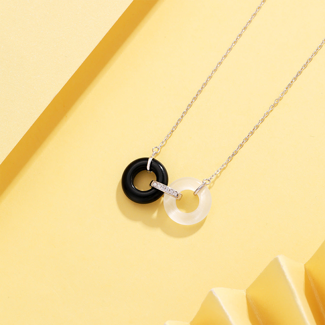 Ins Black And White Double Ring Safety Buckle Necklace Female S925 Sterling Silver Light Luxury High-End Trendy Cool Collarbone Chain