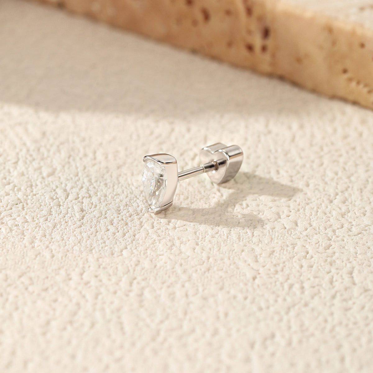 925 Sterling Silver Moissanite Screw-Back Stud