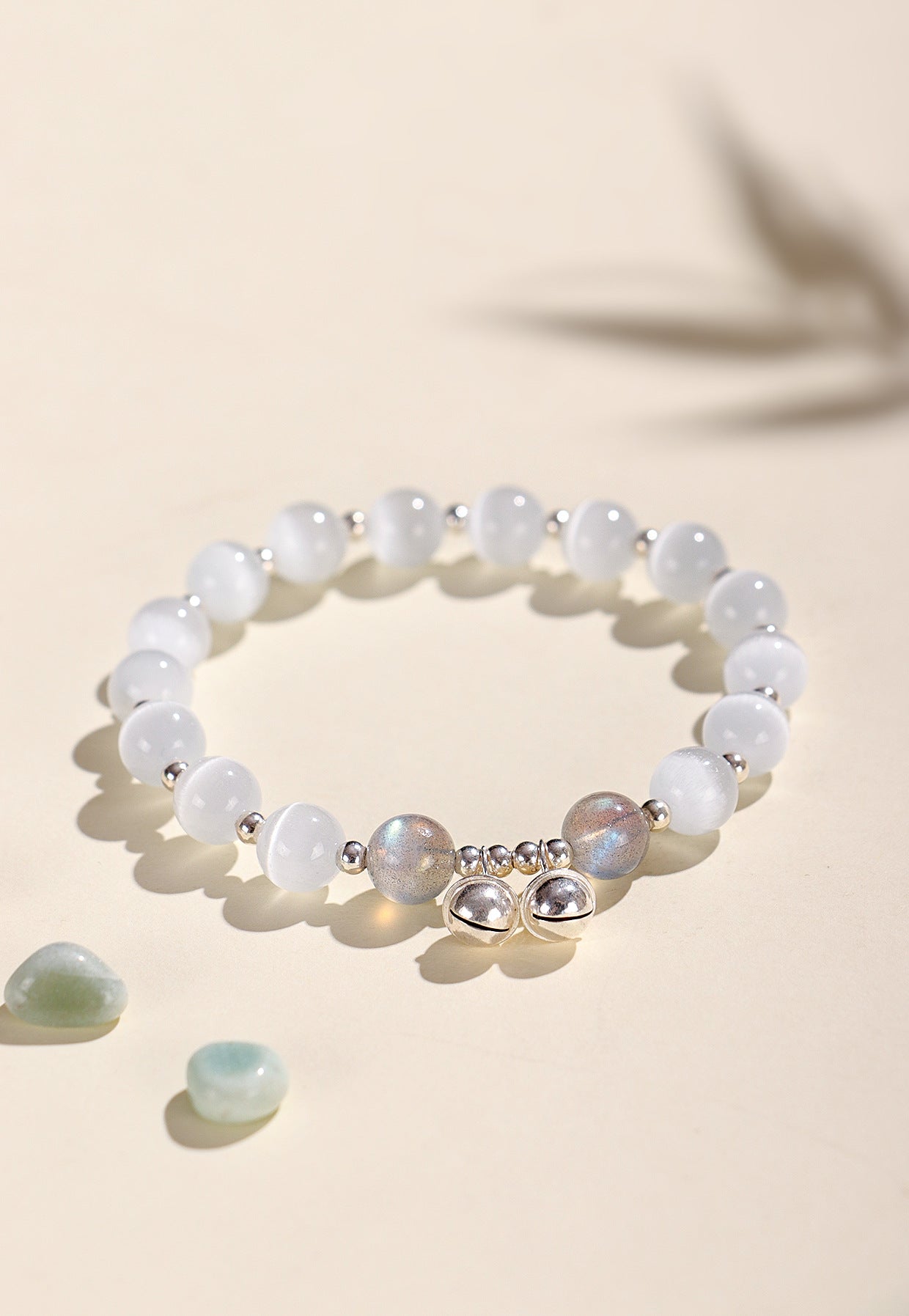 Planderful Fortune's Favor Bracelet – Exquisite Gray Moonlight Opal Design