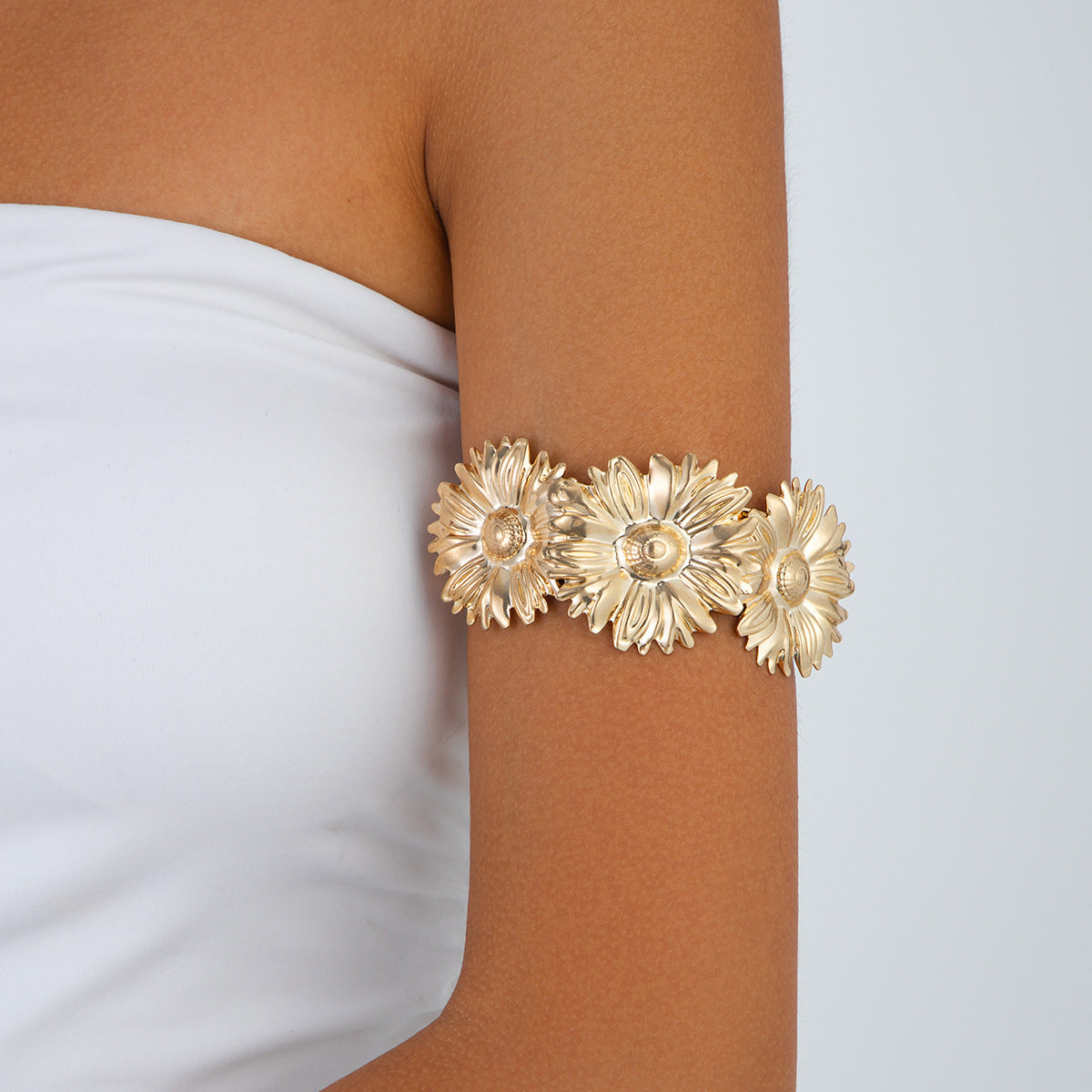 Planderful Vienna Verve Bracelet – Creative Sunflower Design