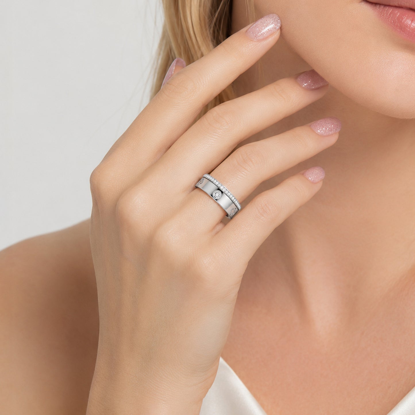Planderful Interlocking Zircon Ring Stainless Steel Couple Ring Gold And Silver Two Tone Unisex Everyday Genie