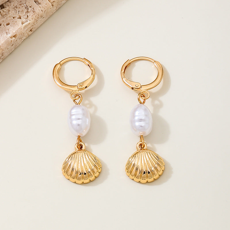 Planderful Vienna Verve Earrings – Elegant Metal Shells with Imitation Pearls