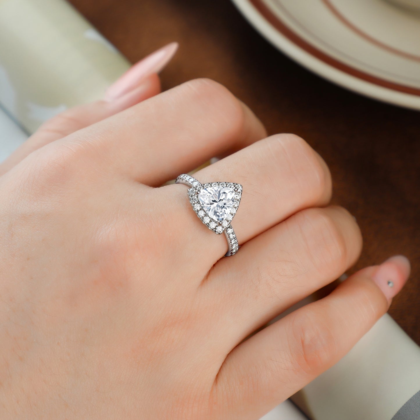 Planderful Sterling Silver 2 Carat Triangle Zircon Ring For Women Elegant Niche Jewelry Gift
