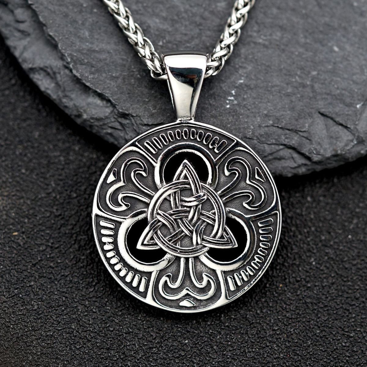 Steel Necklace – Vintage Nordic Viking Celtic Knot Design For Everyday Wear By Planderful