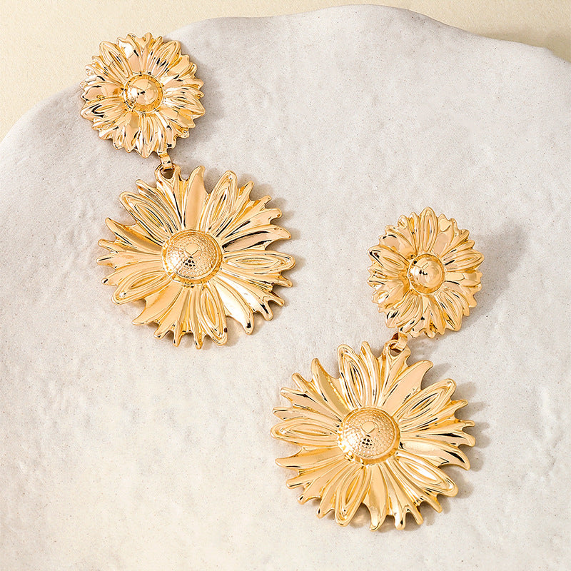 Planderful Vienna Verve Earrings – Exaggerated Metal Sunflower Design