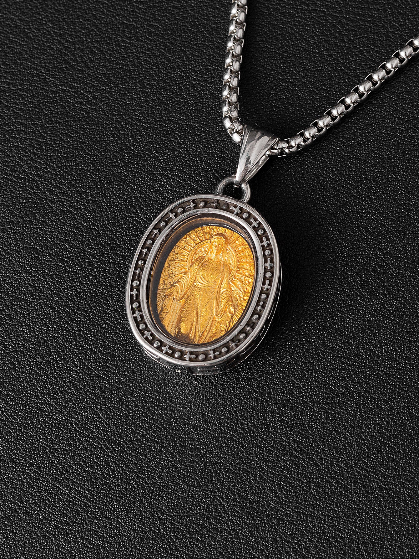 Steel Necklace – Elegant Virgin Portrait Pendant