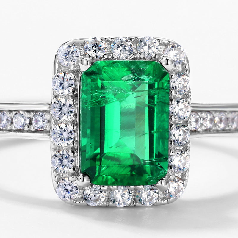 Planderful Vintage Lab-Grown Emerald Sterling Silver Ring – Style 2