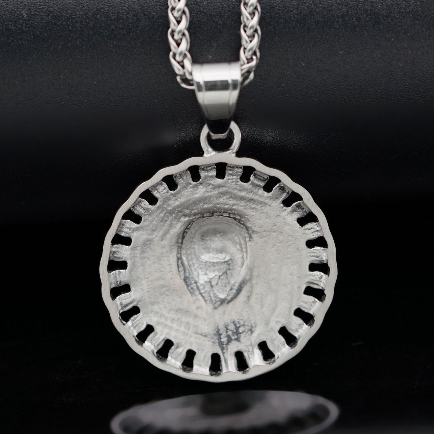 Planderful Titanium Steel Lion Head Pendant Necklace Unisex