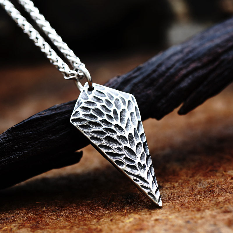 Men's Retro Titanium Steel Rhombus Arrow Pendant - Wholesale European and American Fashion