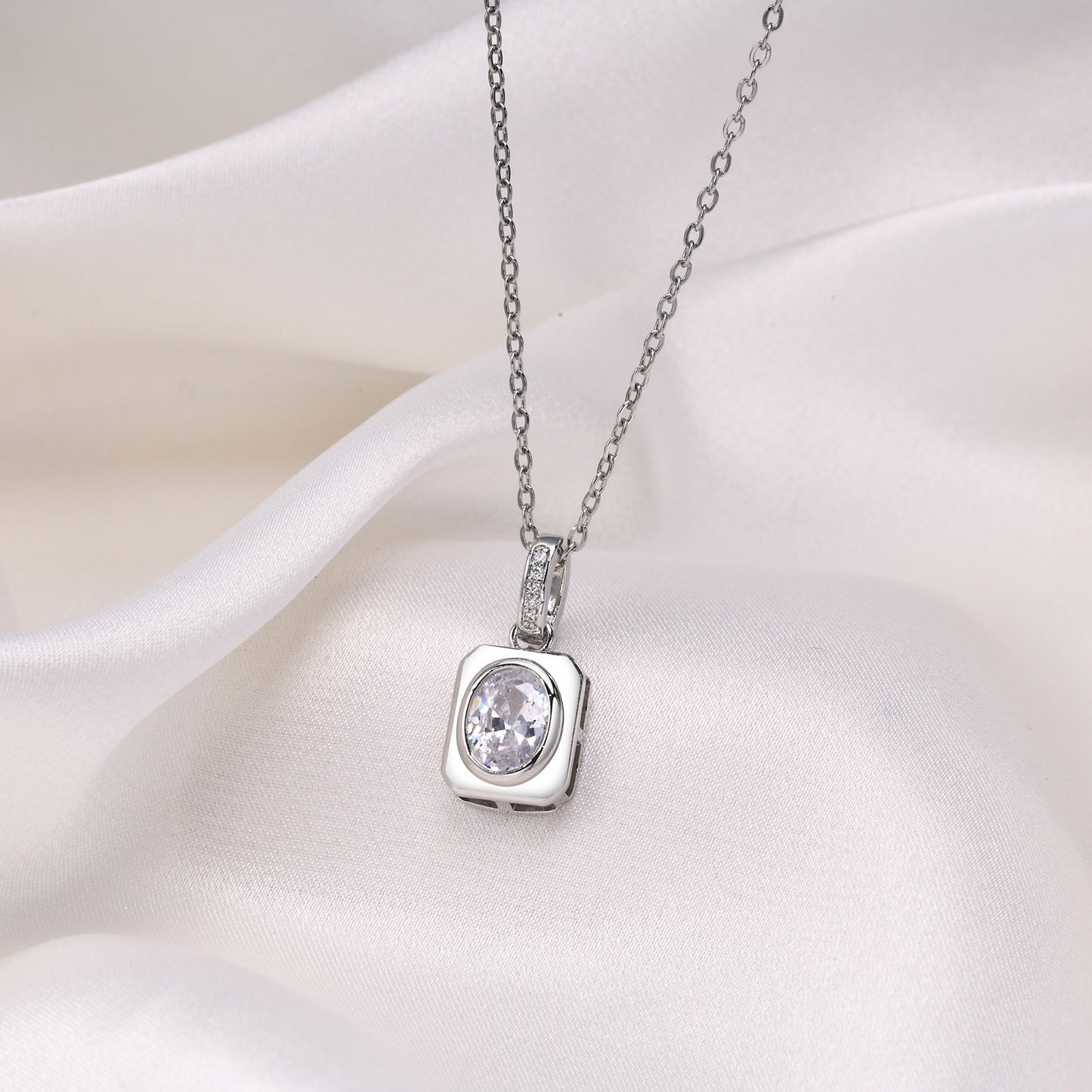 European And American Jewelry Blue White Zircon Necklace