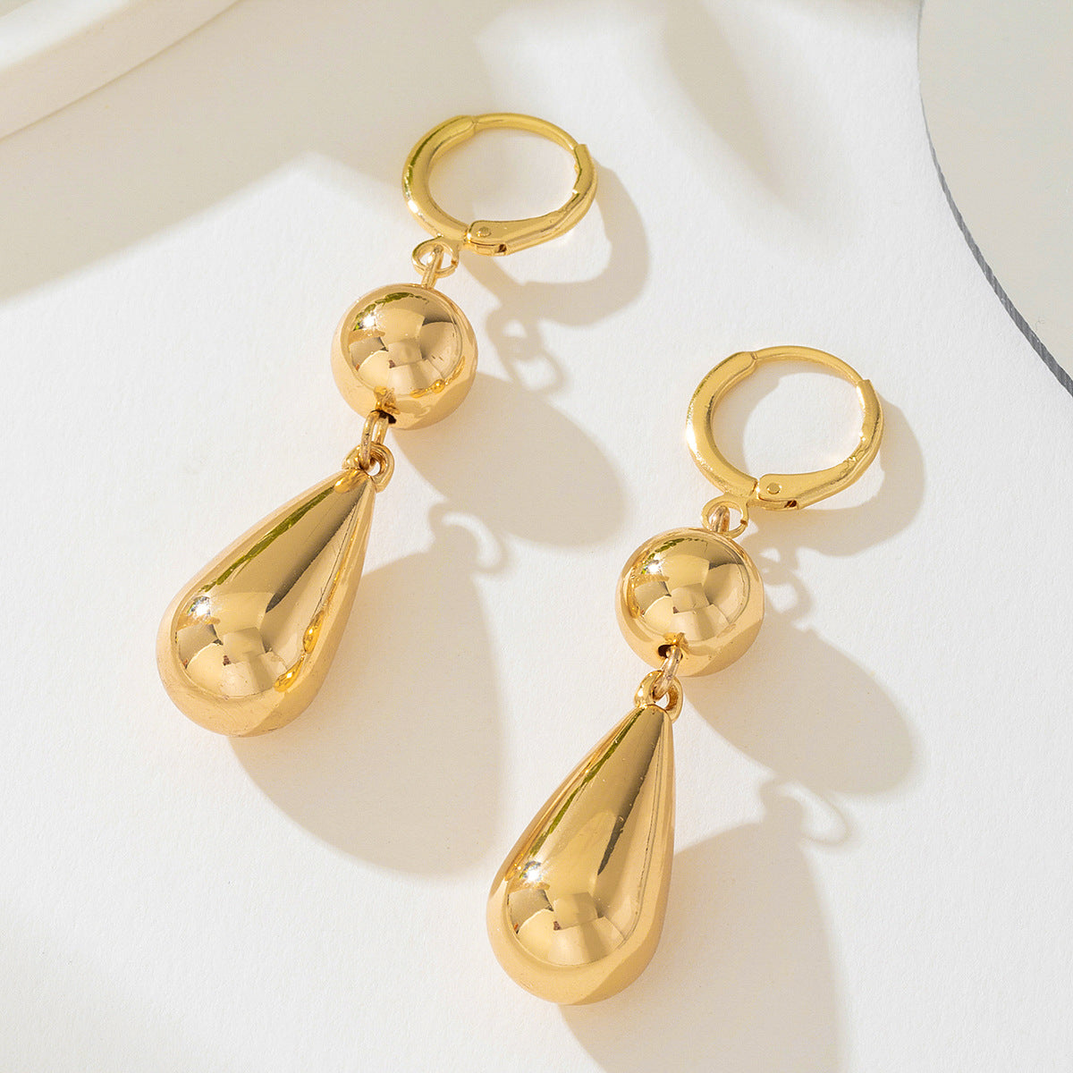 Planderful Vienna Verve Earrings – Elegant Gold Fringed Design