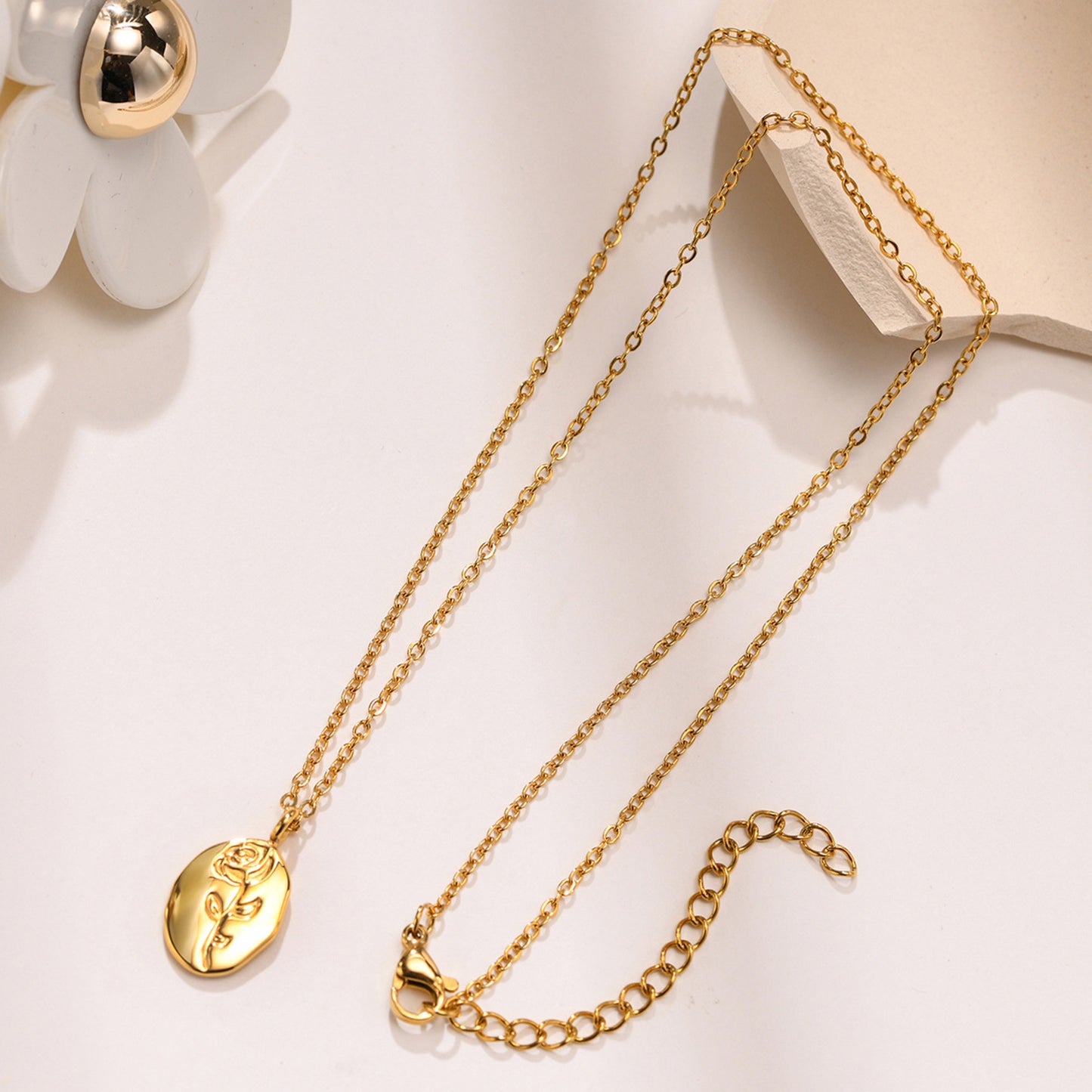 Rose Pendant Round Necklace Clavicle Chain Stainless Steel