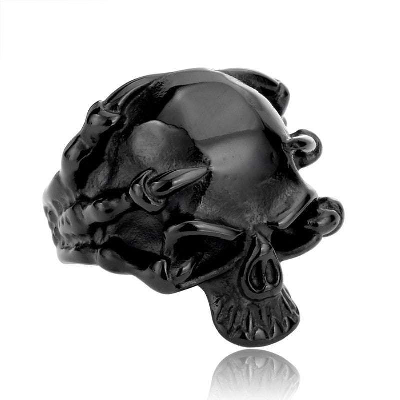 Punk-Inspired Titanium Steel Skull Claw Ring for Men - Wholesale Retro Jewelry