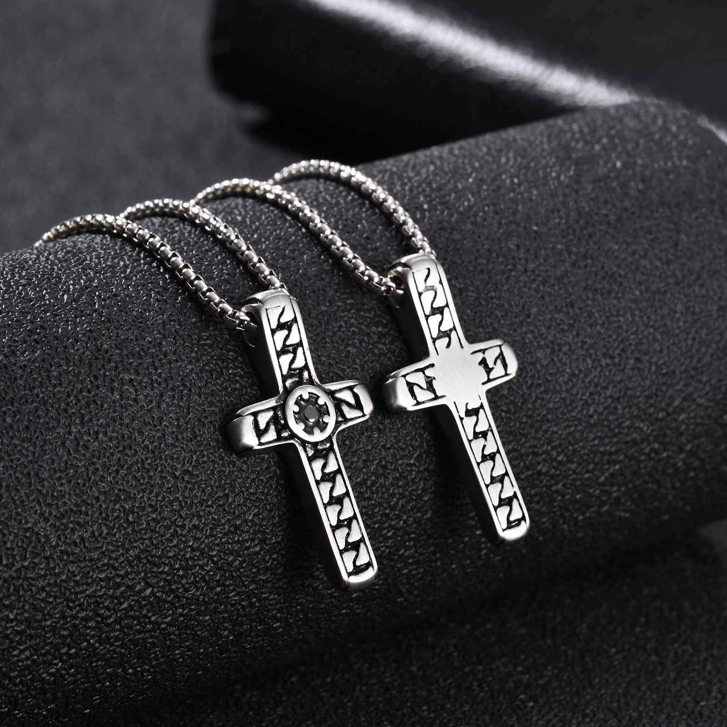 Stainless Steel Cross Pendant – Religious Style Daily Cool Hip Hop Necklace