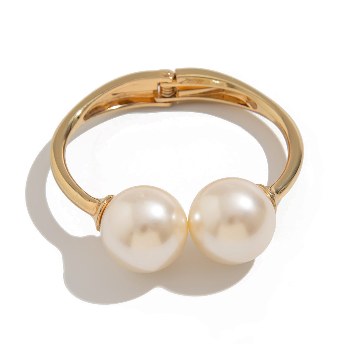Planderful Vienna Verve Layered Pearl Bracelet For Women Bold Multi Layer Metal Clasp Statement Jewelry