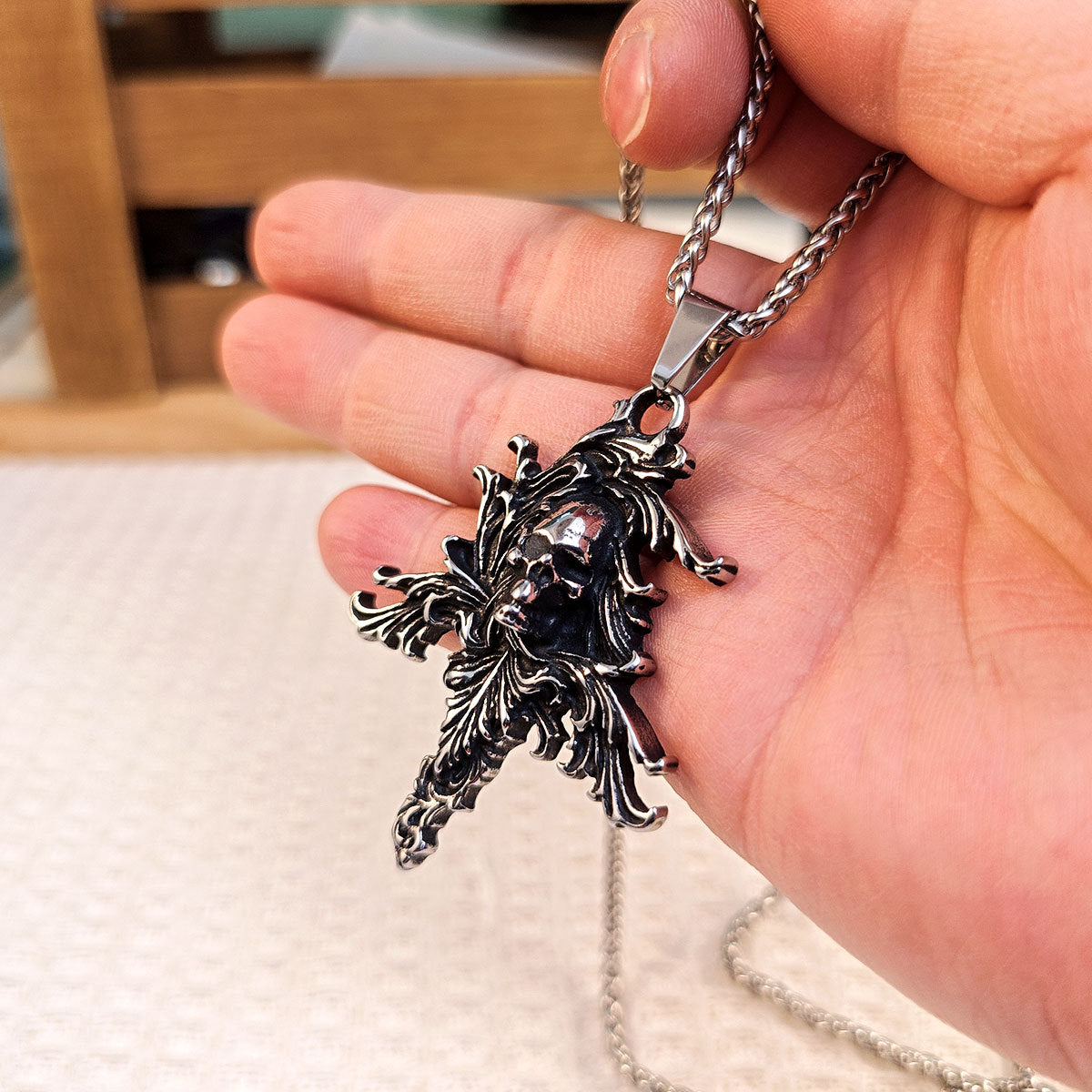 Gothic Stainless Steel Men's Necklace – Hip Hop Skull Pendant
