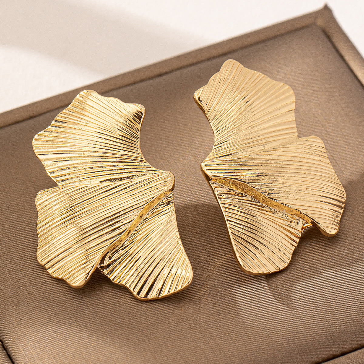 Planderful Vienna Verve Earrings – Elegant Metal Texture Design