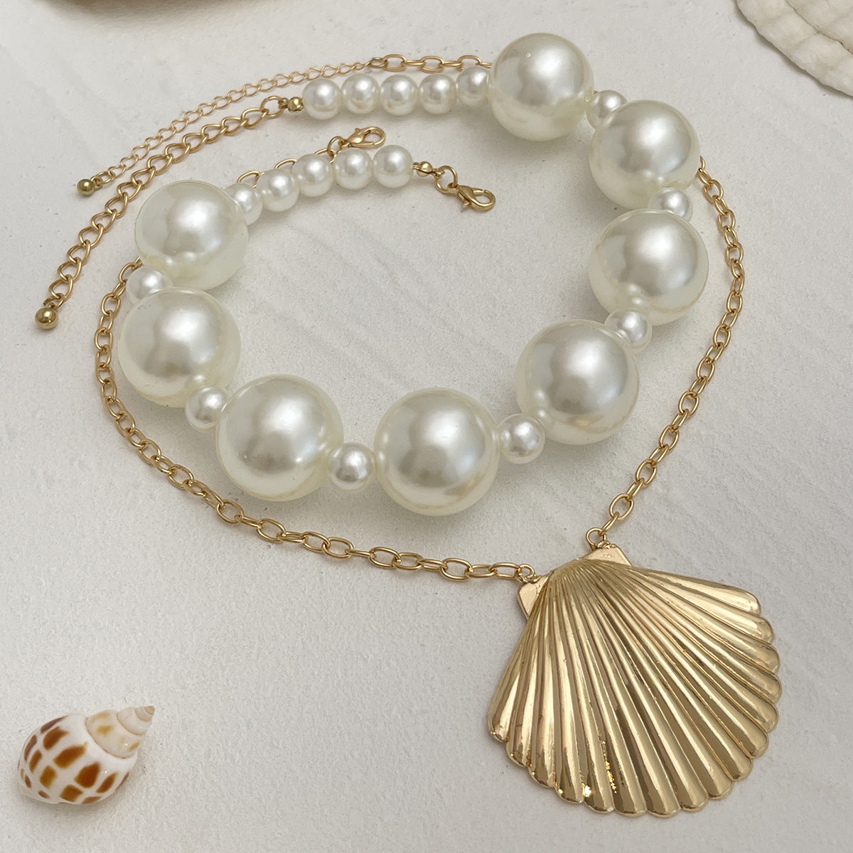 Planderful Vienna Verve Necklace – Retro Exaggerated Baroque Pearl Design