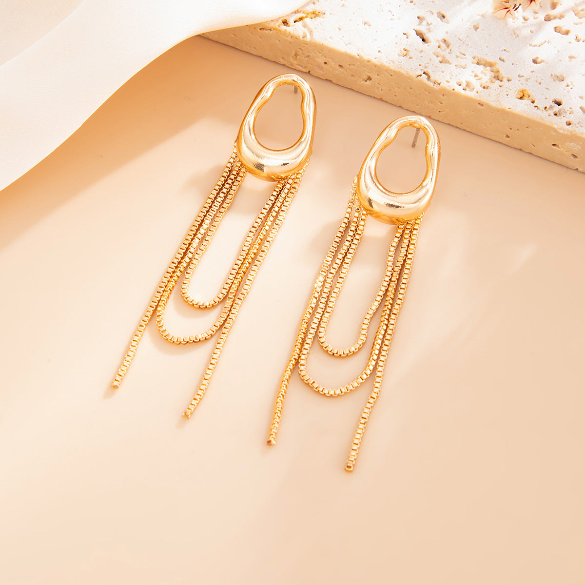 Planderful Vienna Verve Fringed Chain Earrings Irregular Pleated Geometric Statement Jewelry For Fashion Forward Women