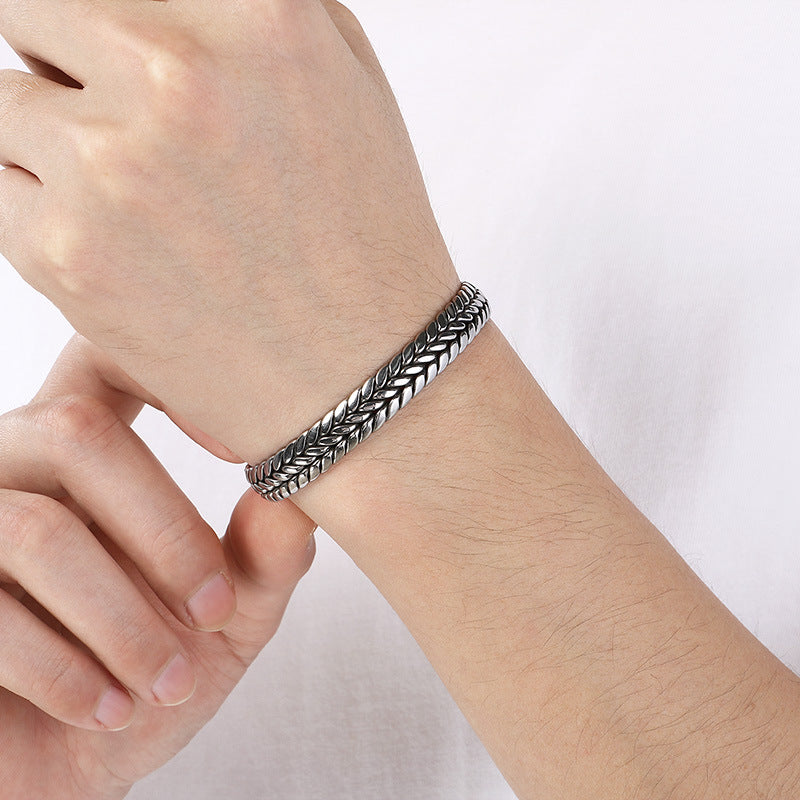 Antique Leaf Pattern C-Shaped Bracelet – Punk Style Leaf Pattern Twist Woven Stainless Steel