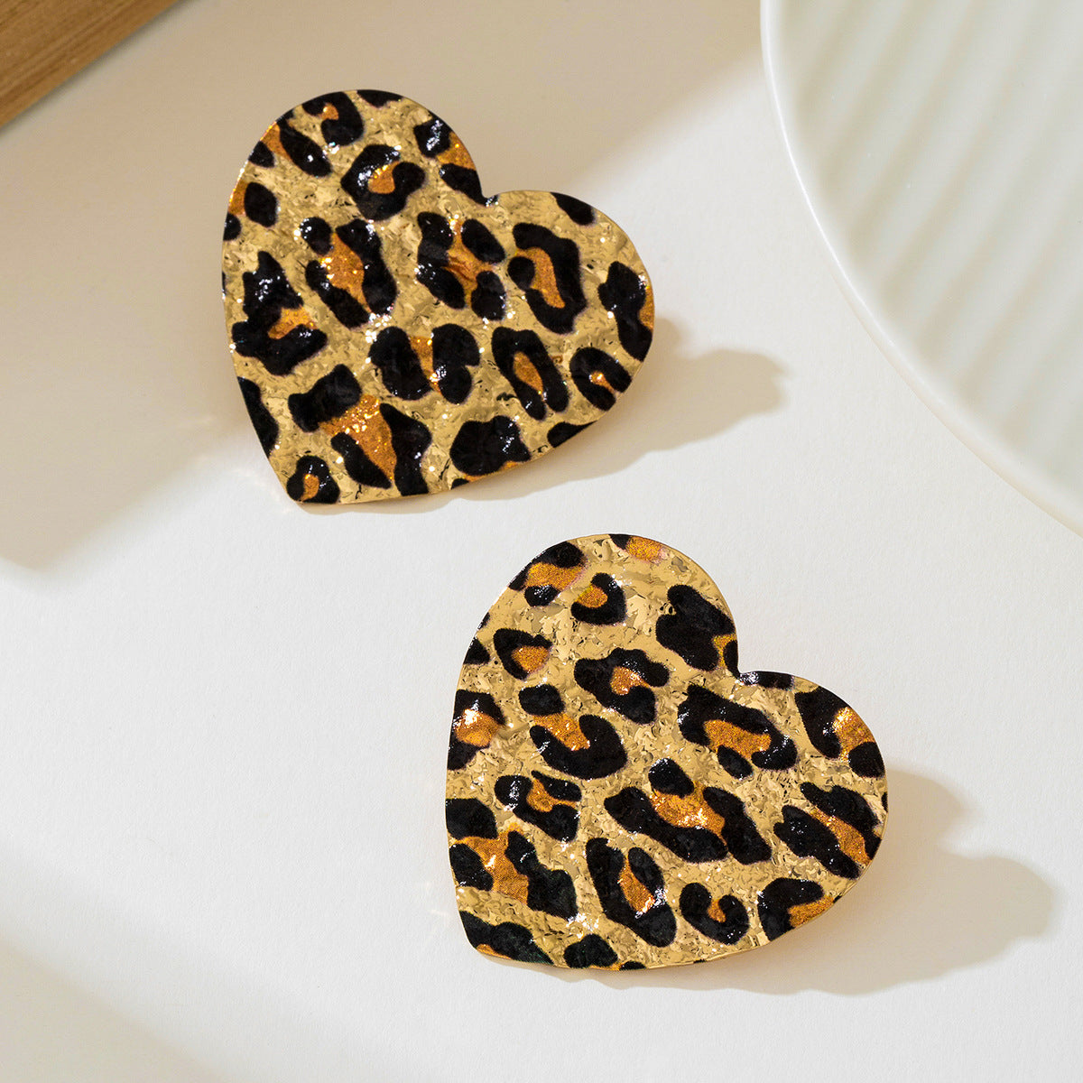 Planderful Vienna Verve Earrings – Chic Retro Leopard Print Design