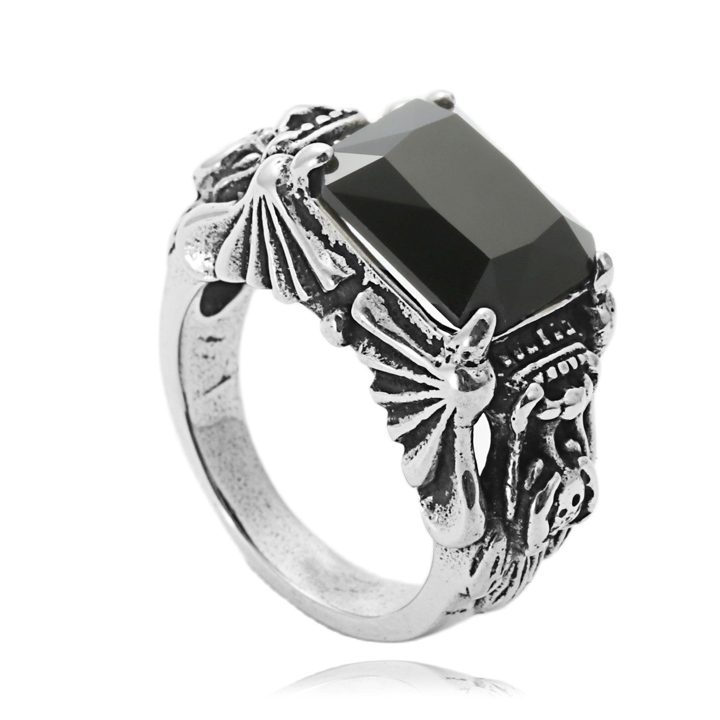 Punk-Inspired Titanium Steel Black Stone Pixiu Ring for Men – Retro Fashion Statement