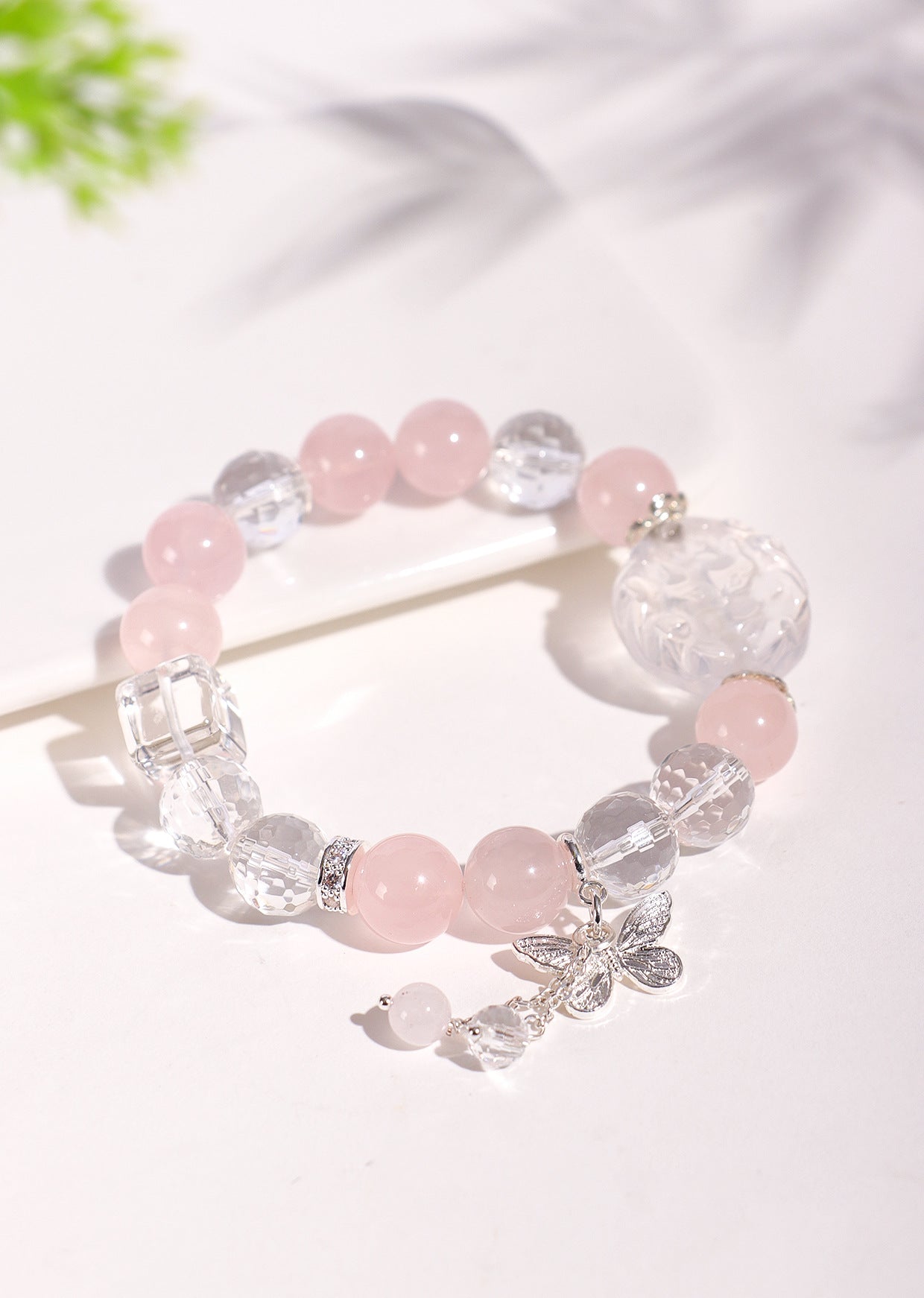 Planderful Fortune's Favor Bracelet – Elegant Freshwater Pearl and Crystal Design